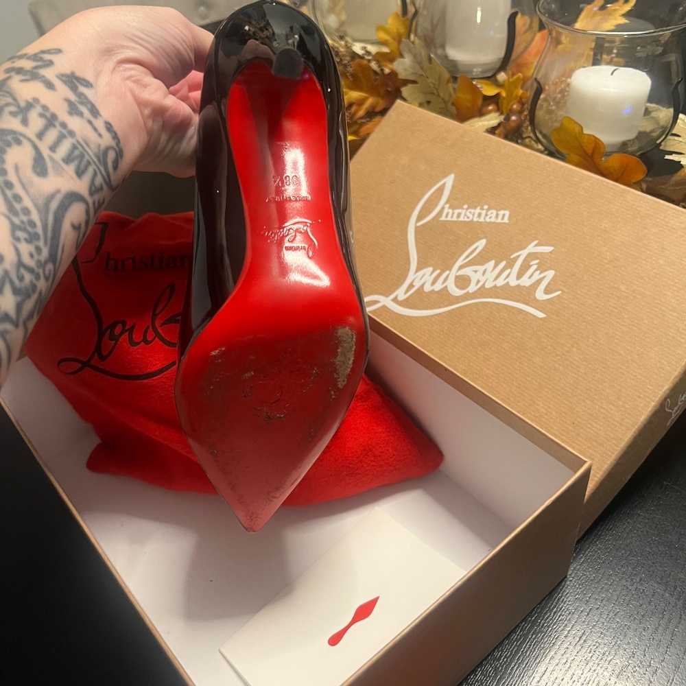 CHRISTIAN LOUBOUTIN -PIGALLE 100 PATENT - Picture 7 of 9